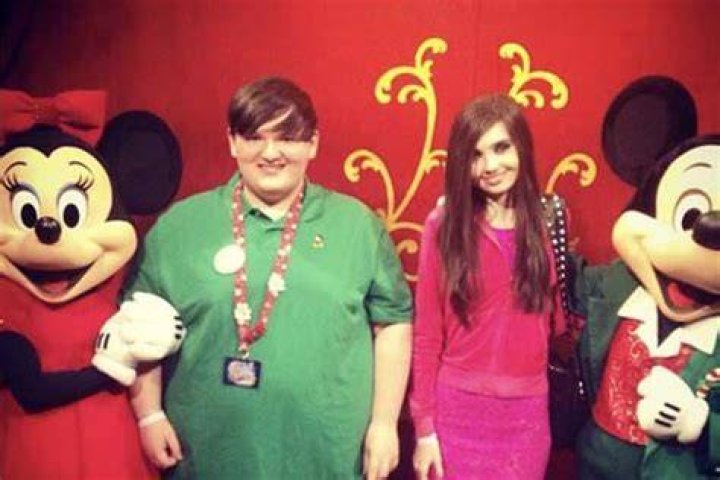 Chip Cooney Eugenia / 90 Eugenia Cooney Ideas Cute Emo Girls Eugina